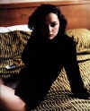 bed.jpg (30428 bytes)
